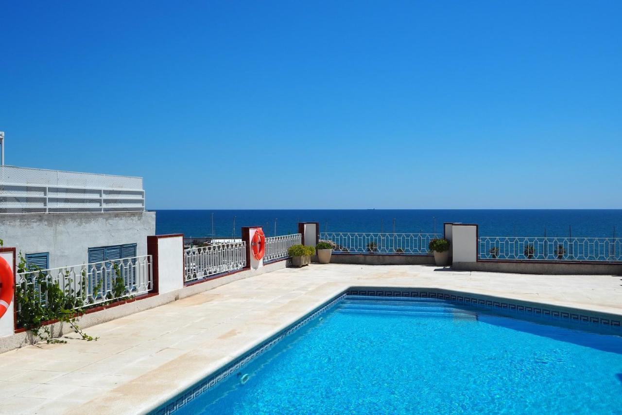 Apartment The Moonlight Seaview By Hello Homes